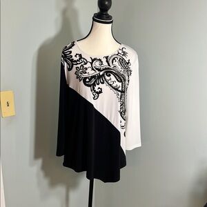 Elegant Black and White Tunic Women’s Top - Large